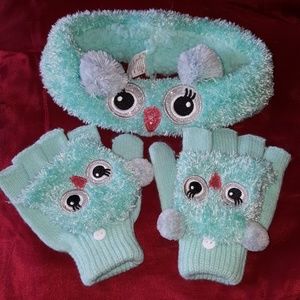 Girls head warmer and gloves